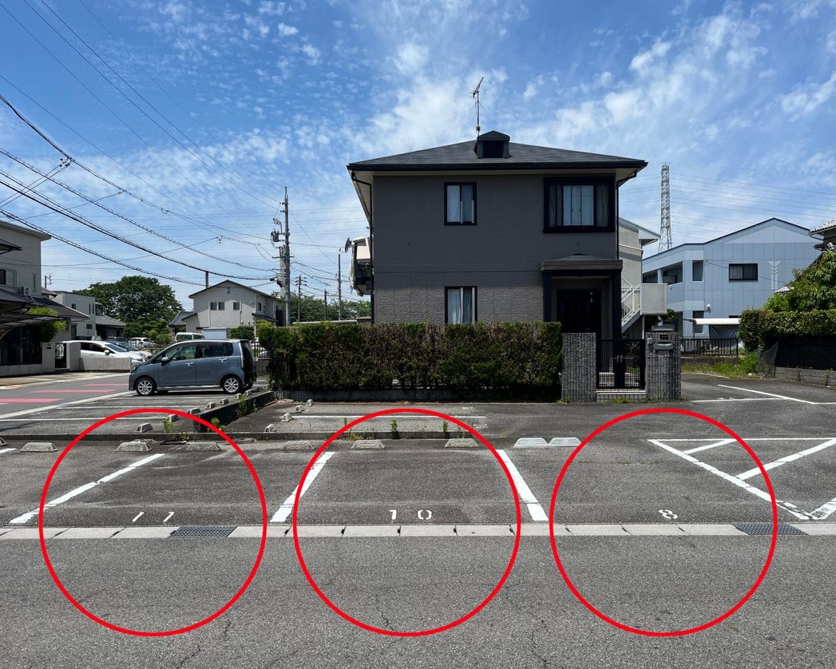 第二駐車場。赤い丸が第二駐車場のお停めいただける区画